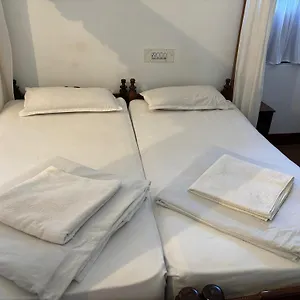 Cure Monastery Family Bed & Breakfast Maraiyur